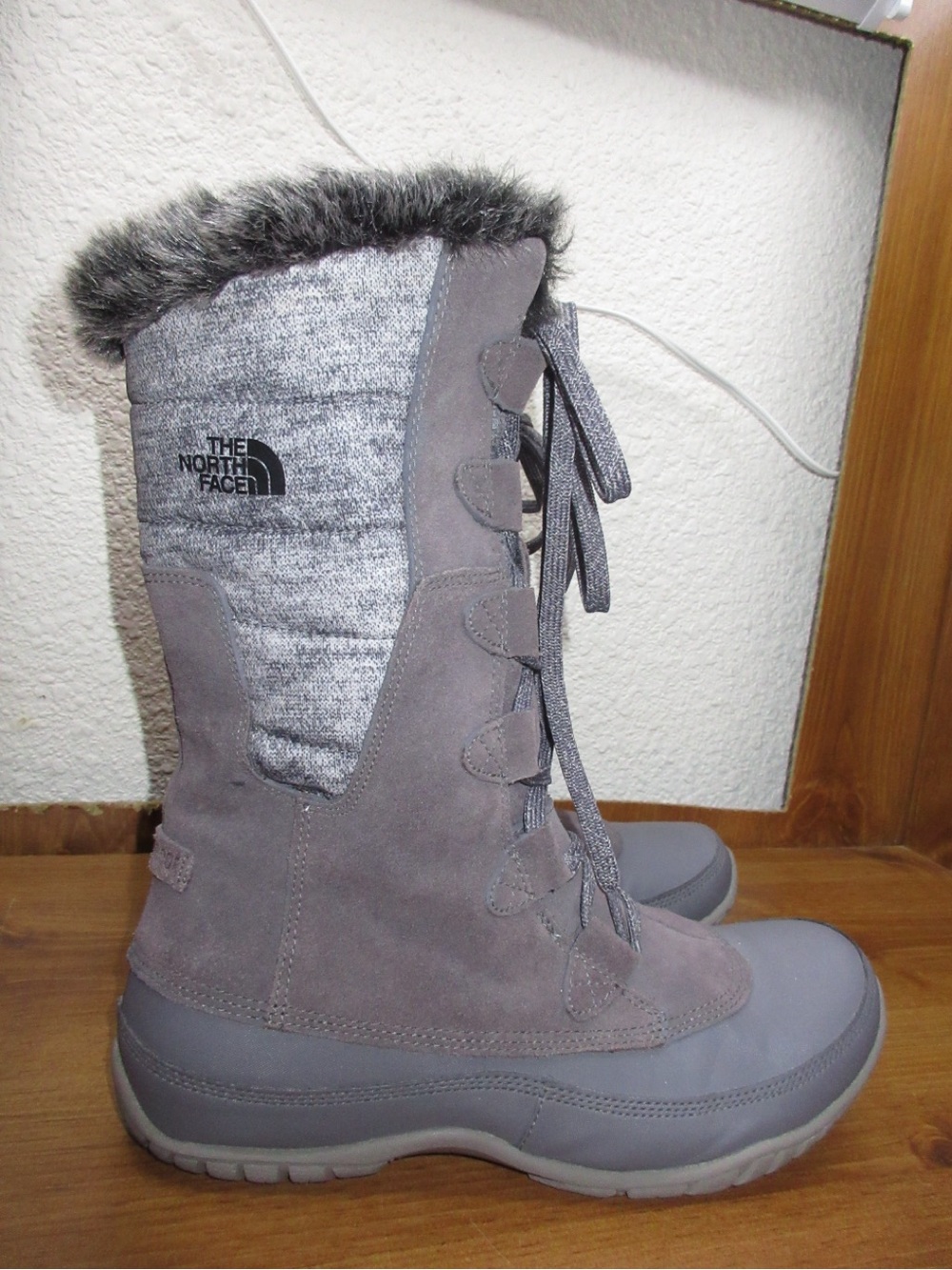 The North Face Women's Gray Lace-Up Faux-Fur Winter Boots